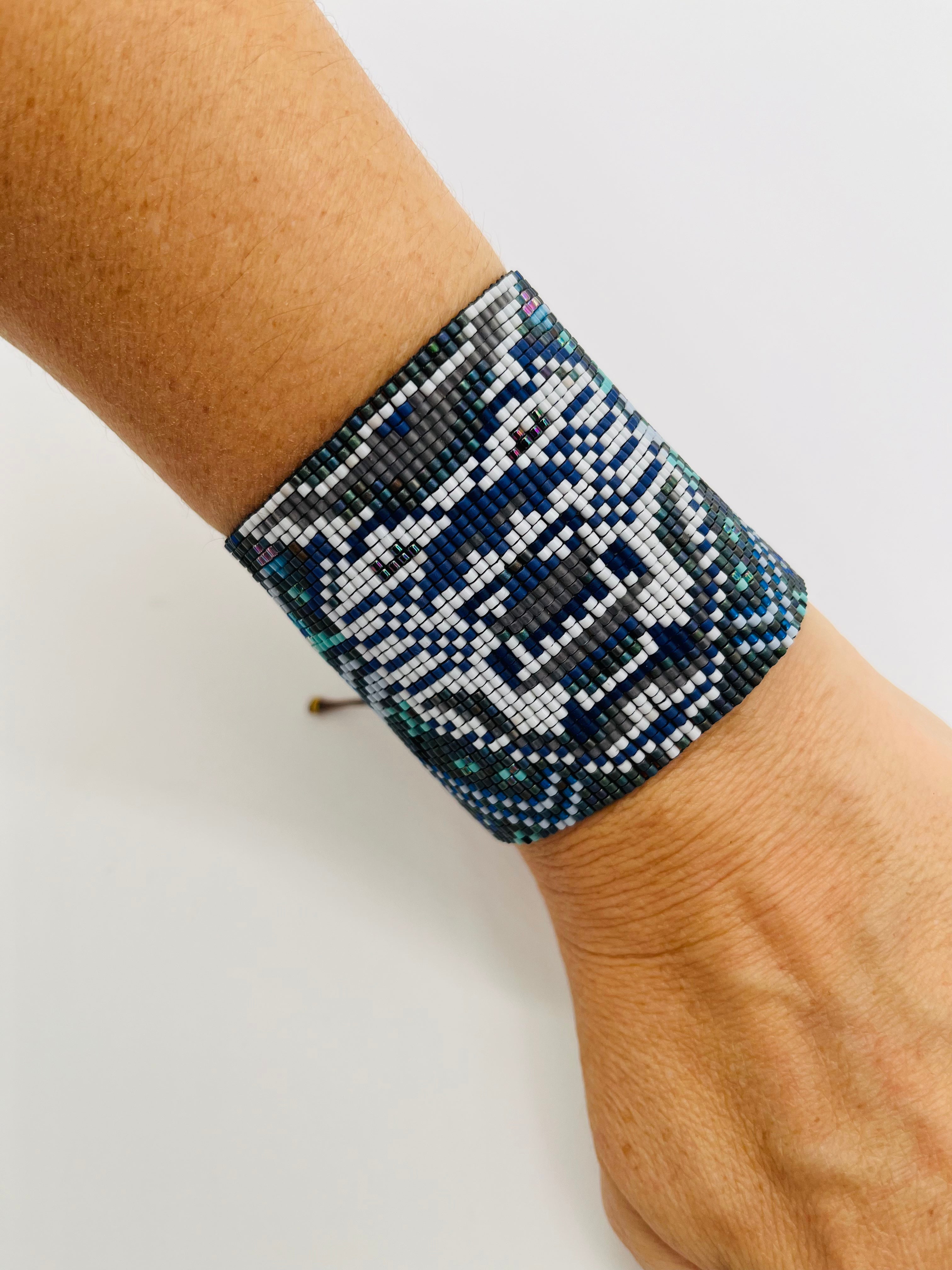 Nativo Super Wide Bracelet/Cuff