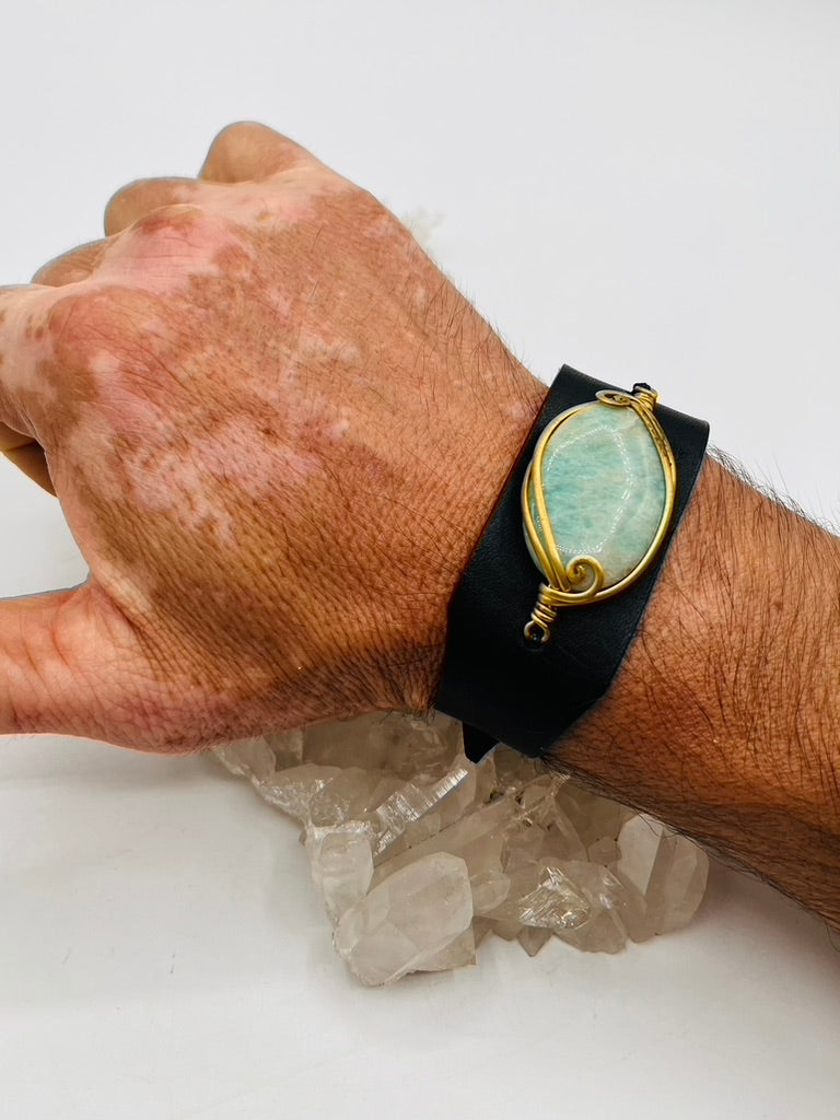 Leather Gem Buckle Bracelet