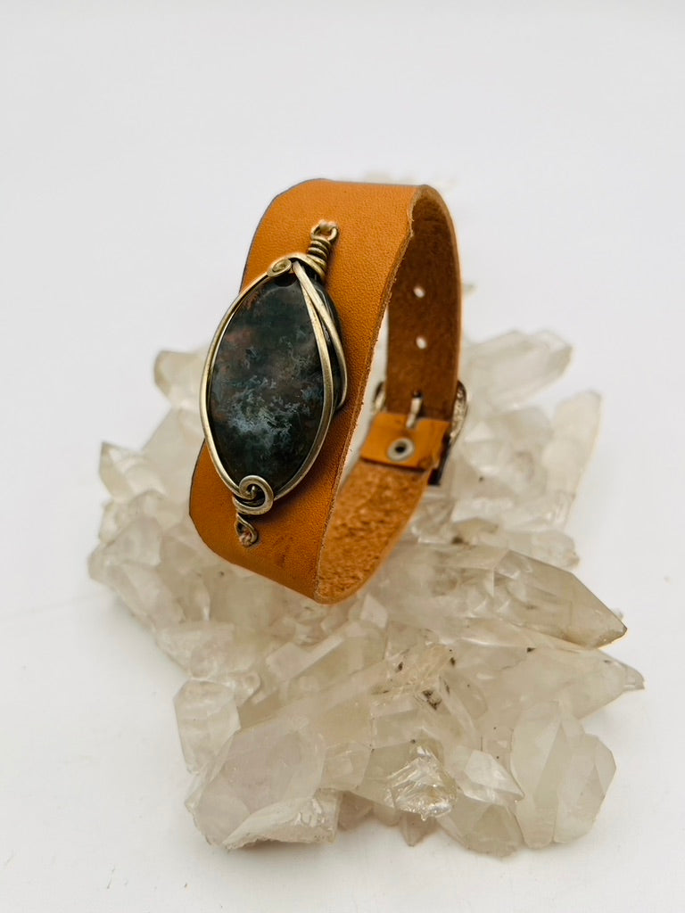 Leather Gem Buckle Bracelet