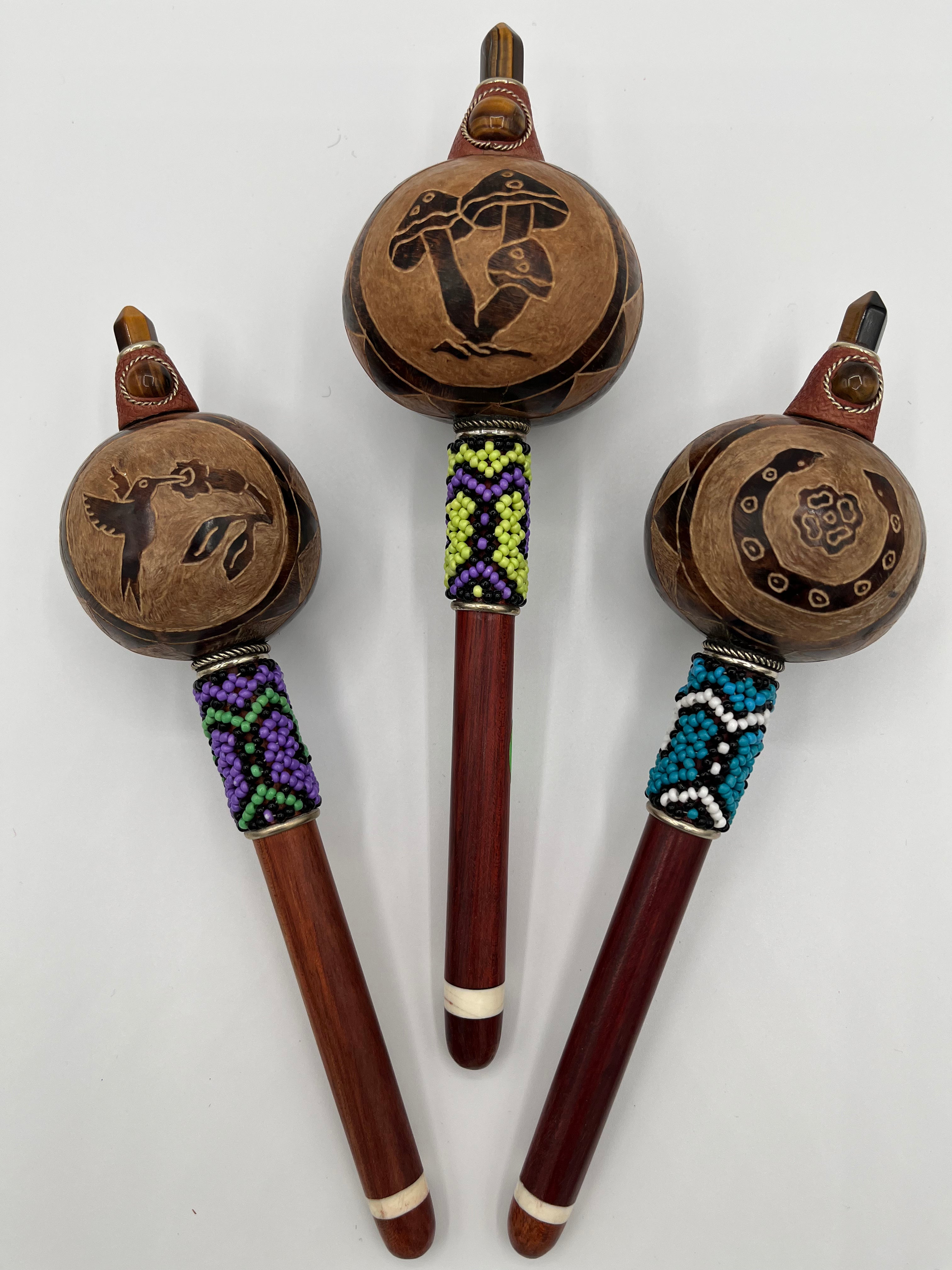 Maraca Wingo-Gourd Shaker