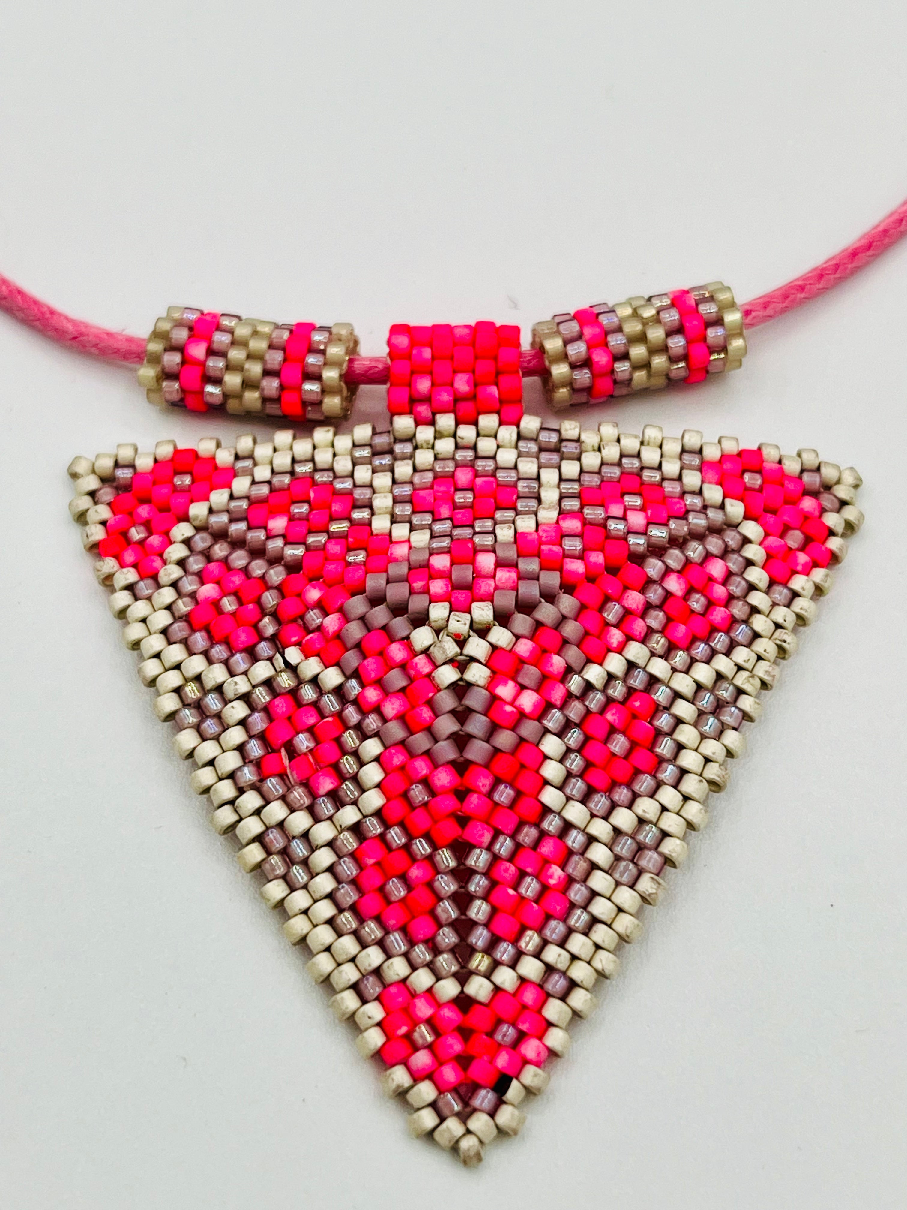 Collier Pyramide