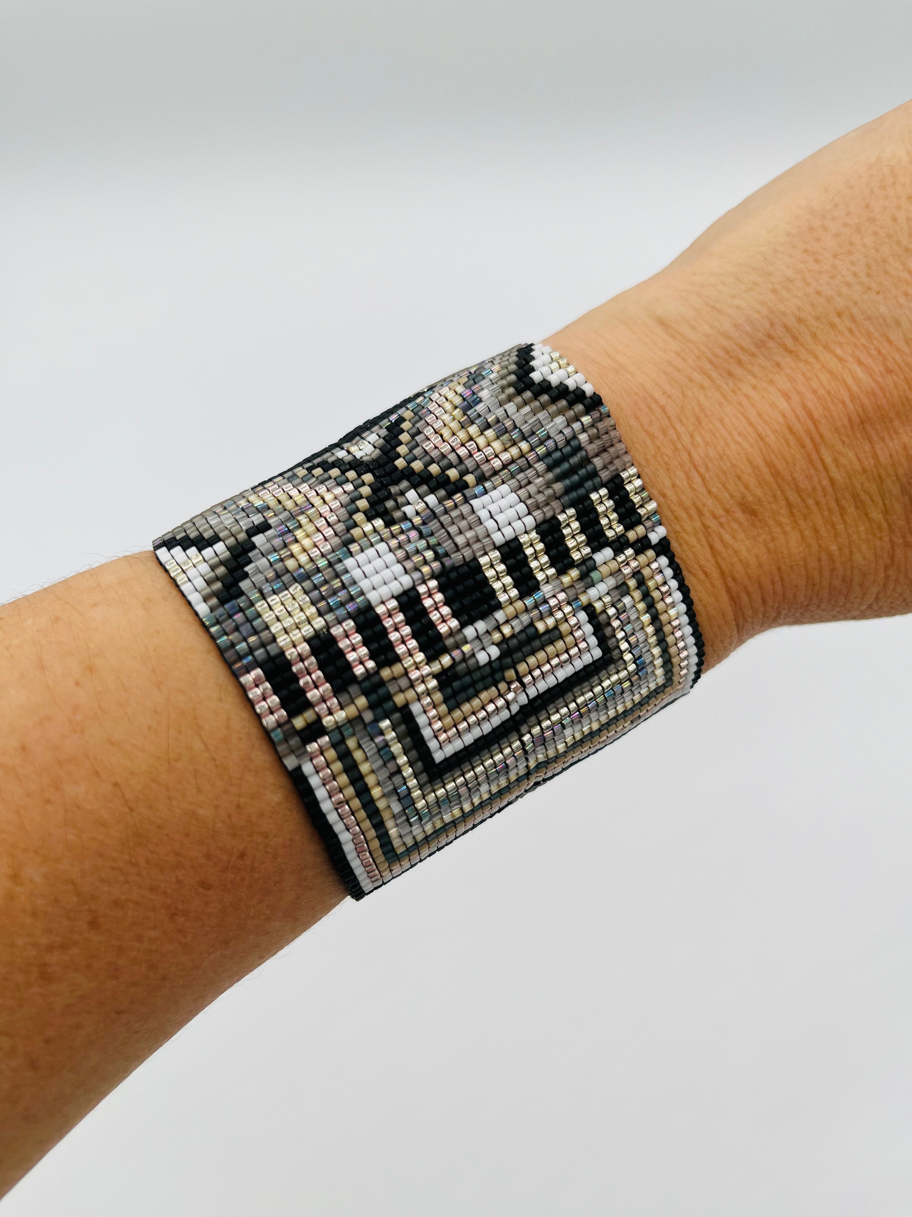 Nativo Cuff Wide Adjustable