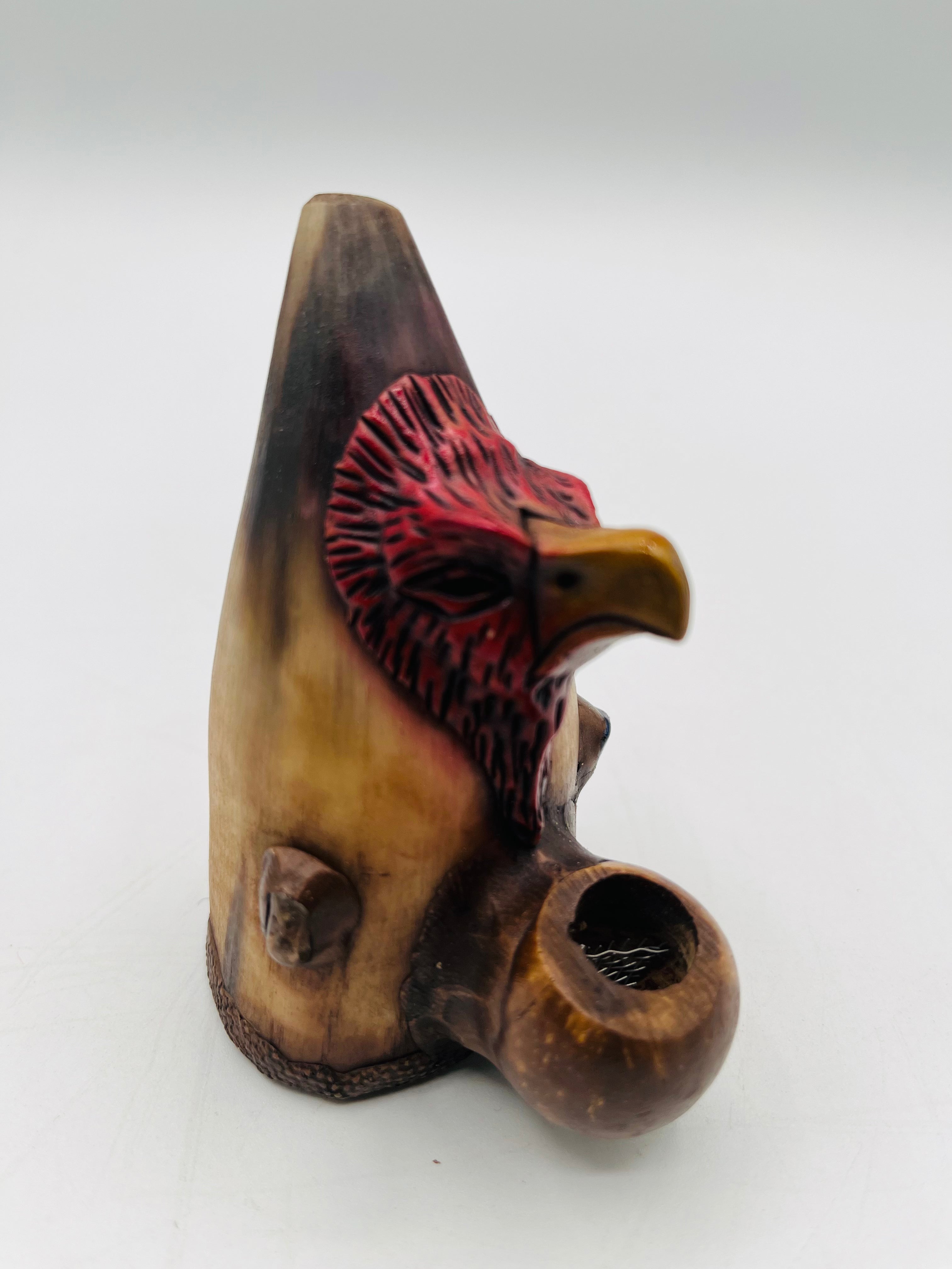 Cuerno with Coconut Seed Pipe