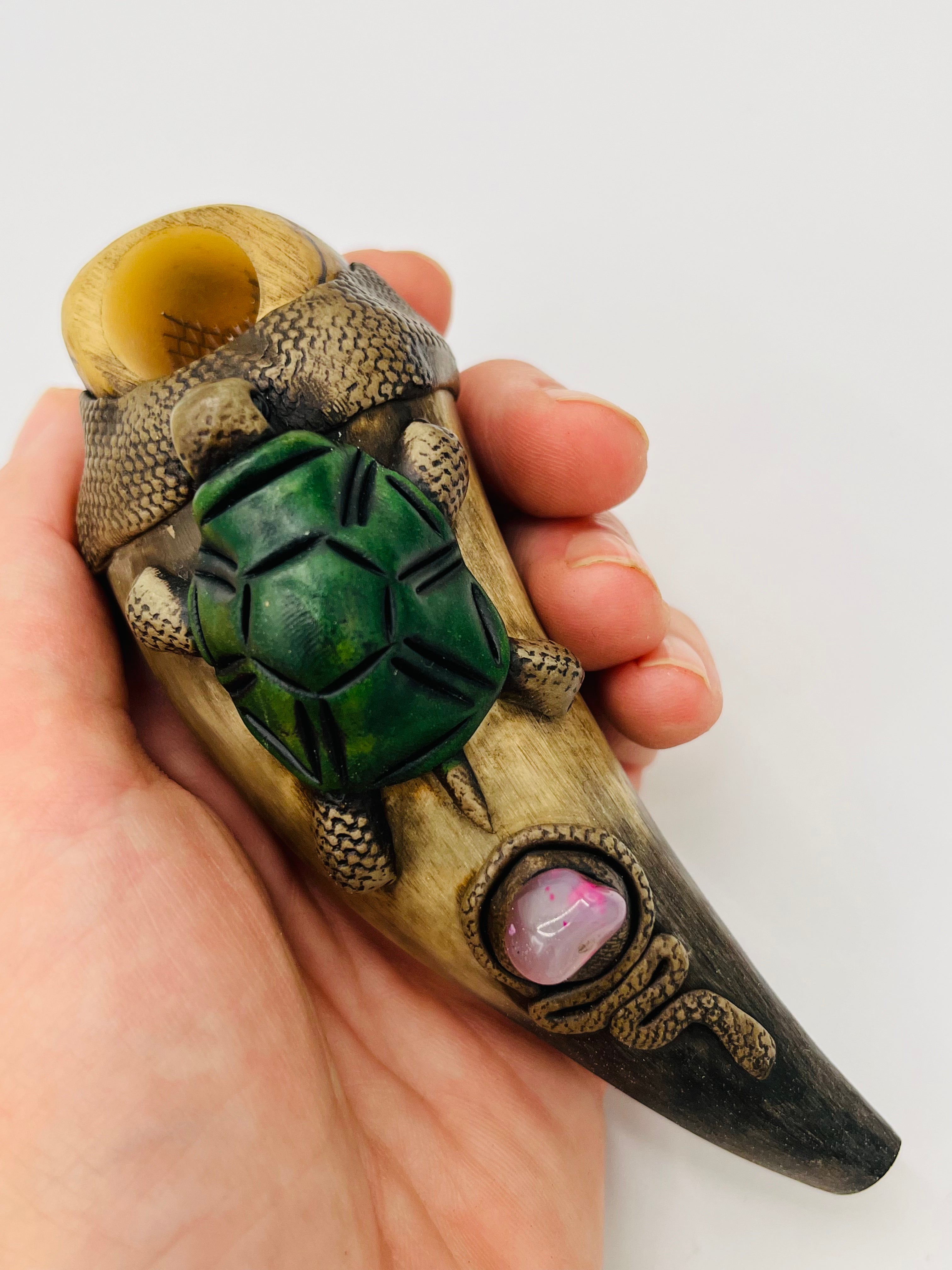 Tagua Seed Head-Bull Horn Pipe
