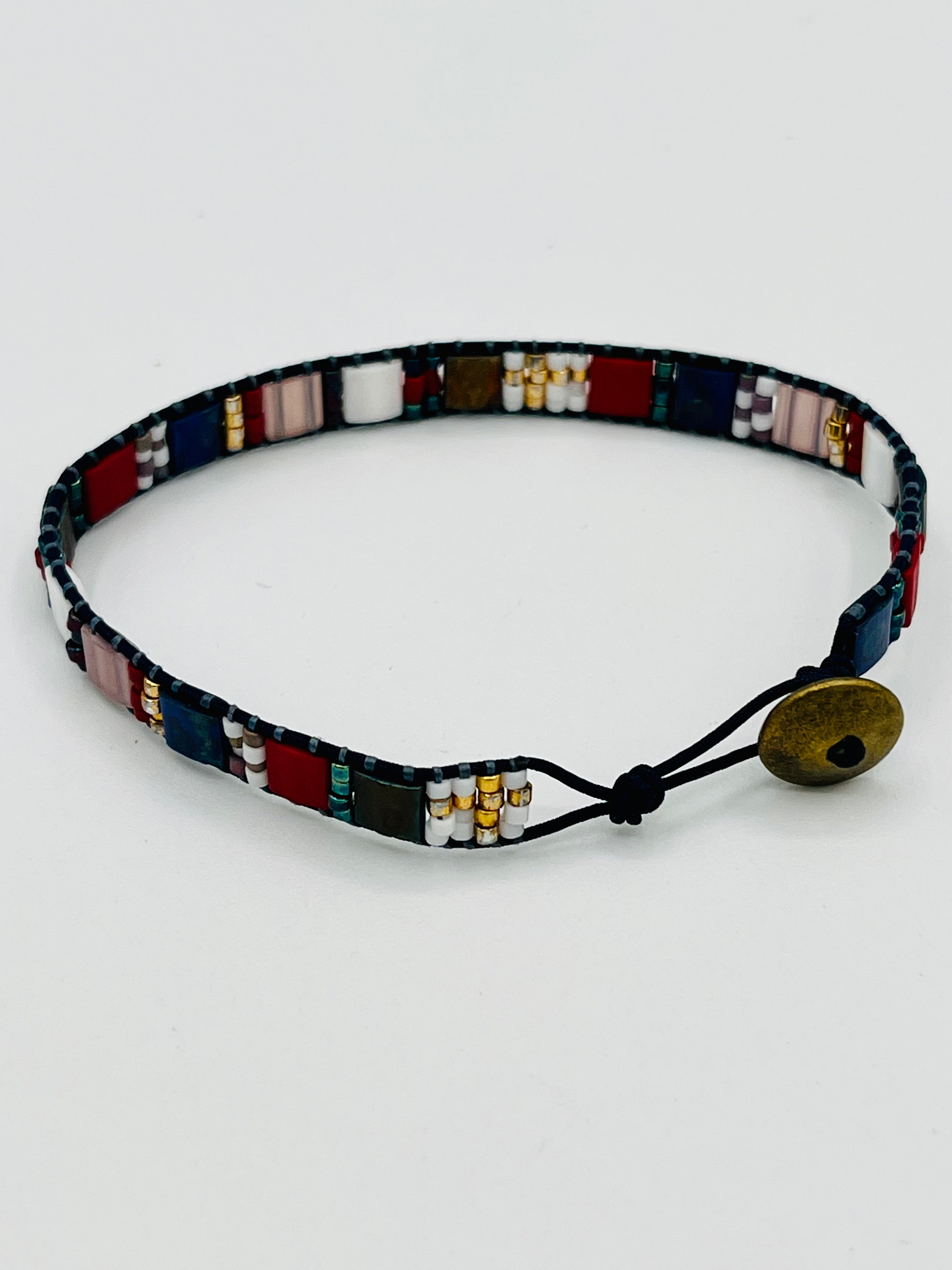 Hilo Single Bracelet- 1 strand