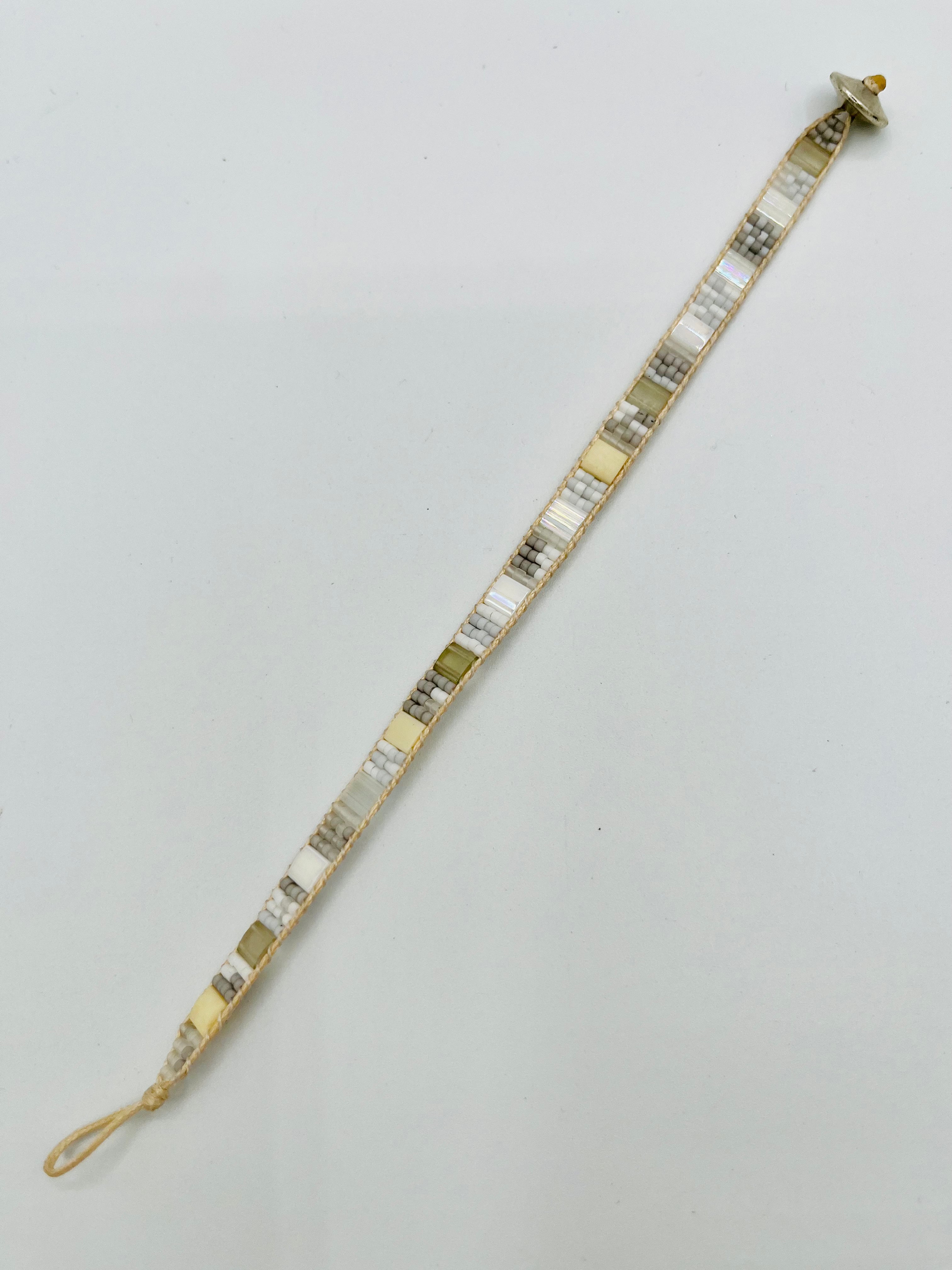 Hilo Single Bracelet- 1 strand