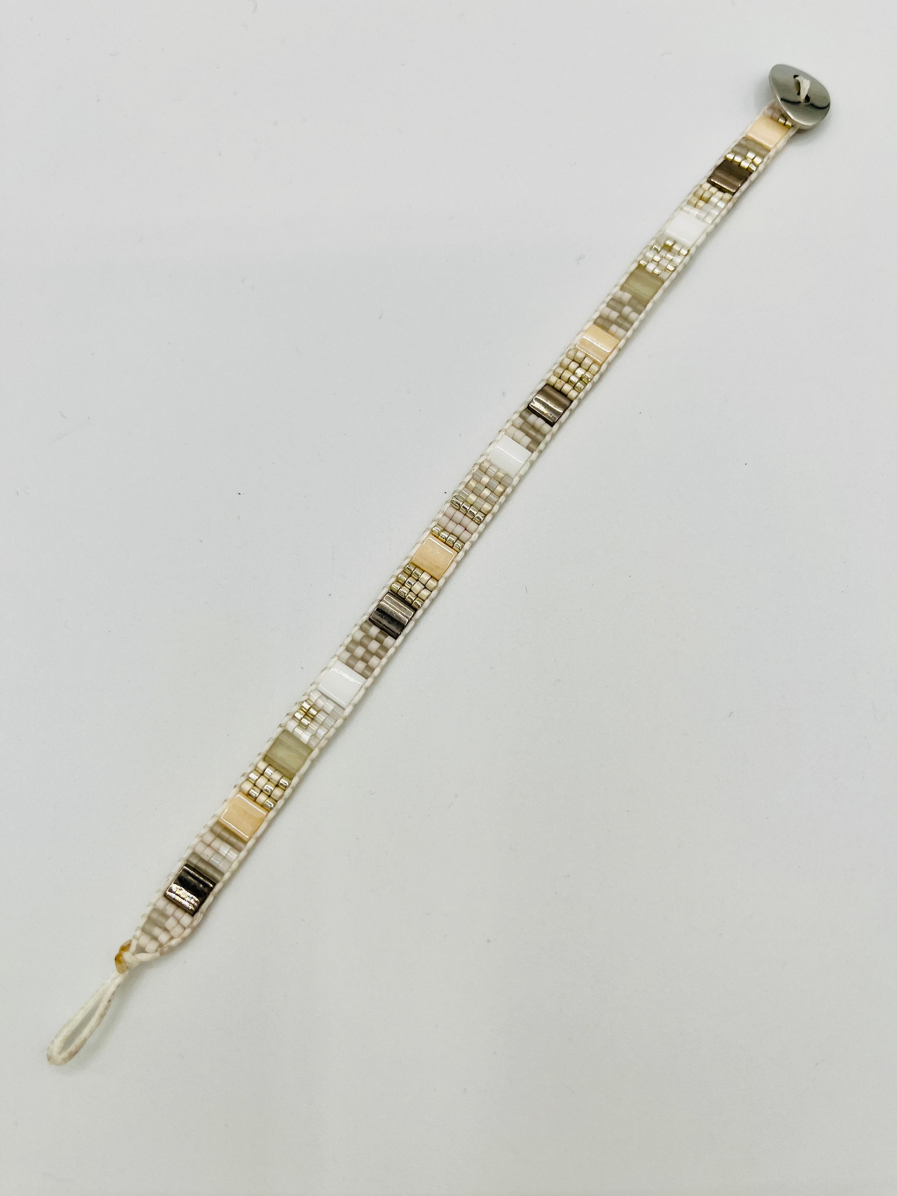 Hilo Single Bracelet- 1 strand