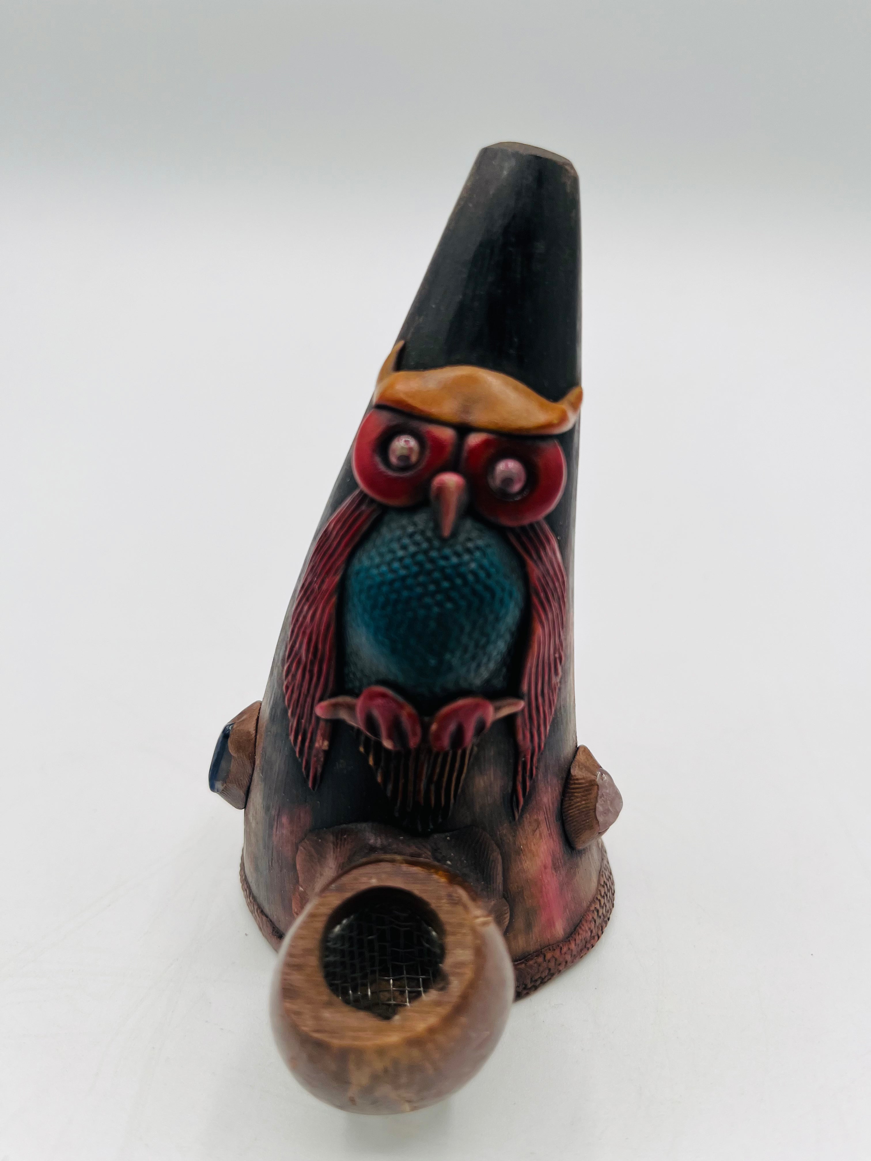 Cuerno with Coconut Seed Pipe