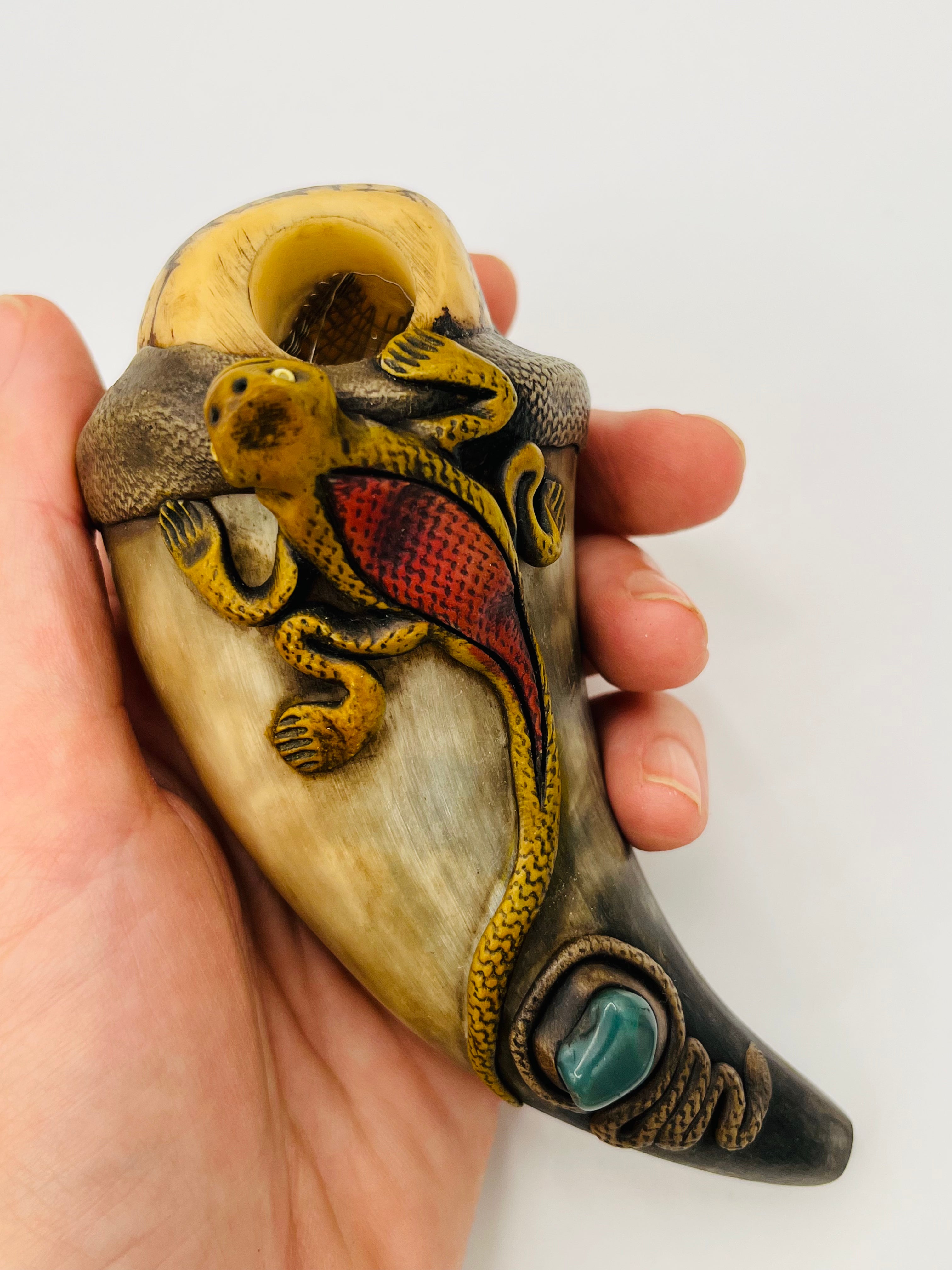 Tagua Seed Head-Bull Horn Pipe