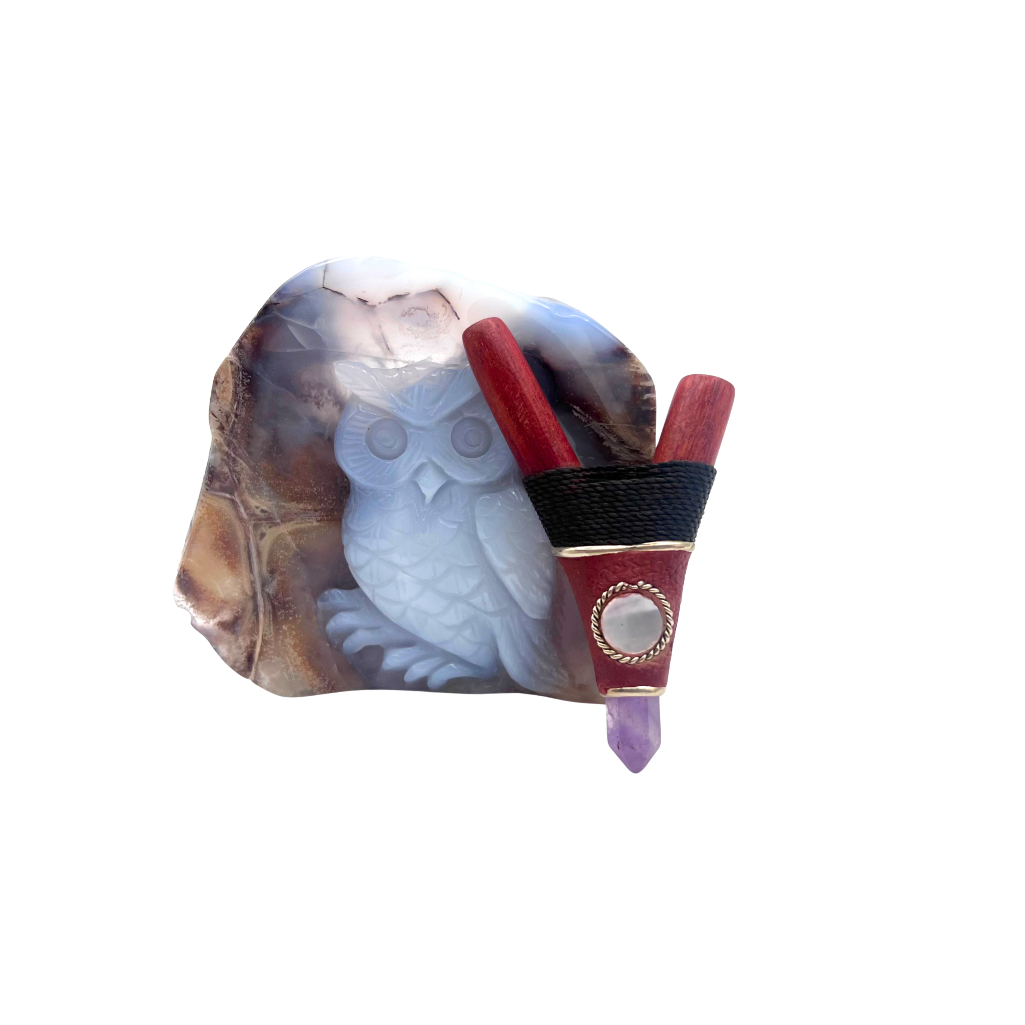 Red Rocket Kuripe handcrafted from Amazonian Redwood with a Amethyst gemstone. A sacred applicator for grounding, clarity, and ceremony.